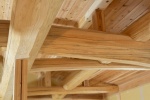 Charpente en bois traditionnelle ou moderne, quels avantages choisir ?